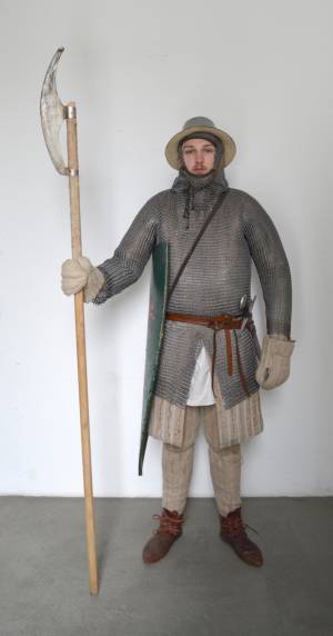 Photo: Ein gerüsteter Krieger um 1250